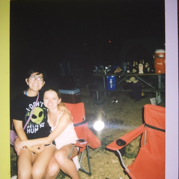 Meet your Posher, Amber - Picture 1 of 1